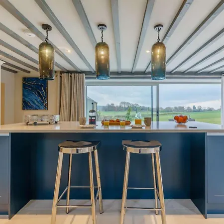 Tatil Evi 6 Bed In Richmond Oc-80466